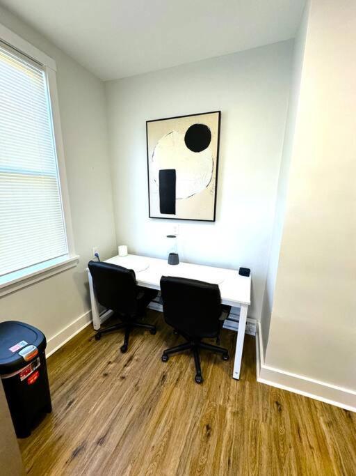 Modern Cozy Unit With King Bed Apartment Wilmington Exterior photo